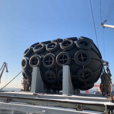 Besorgen CCS-zertifizierte aufblasbare Pneumatische Gummi-Fender schwimmende Schiffe und Pier Defense für Boote Online-Herstellung