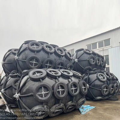 خرید گلگیر استوانه‌ای بادی دریایی دارای گواهینامه ISO از لاستیک ترکیبی NR/SBR مشکی مقاوم در برابر سایش برای پهلوگیری کشتی‌های بزرگ تولید آنلاین